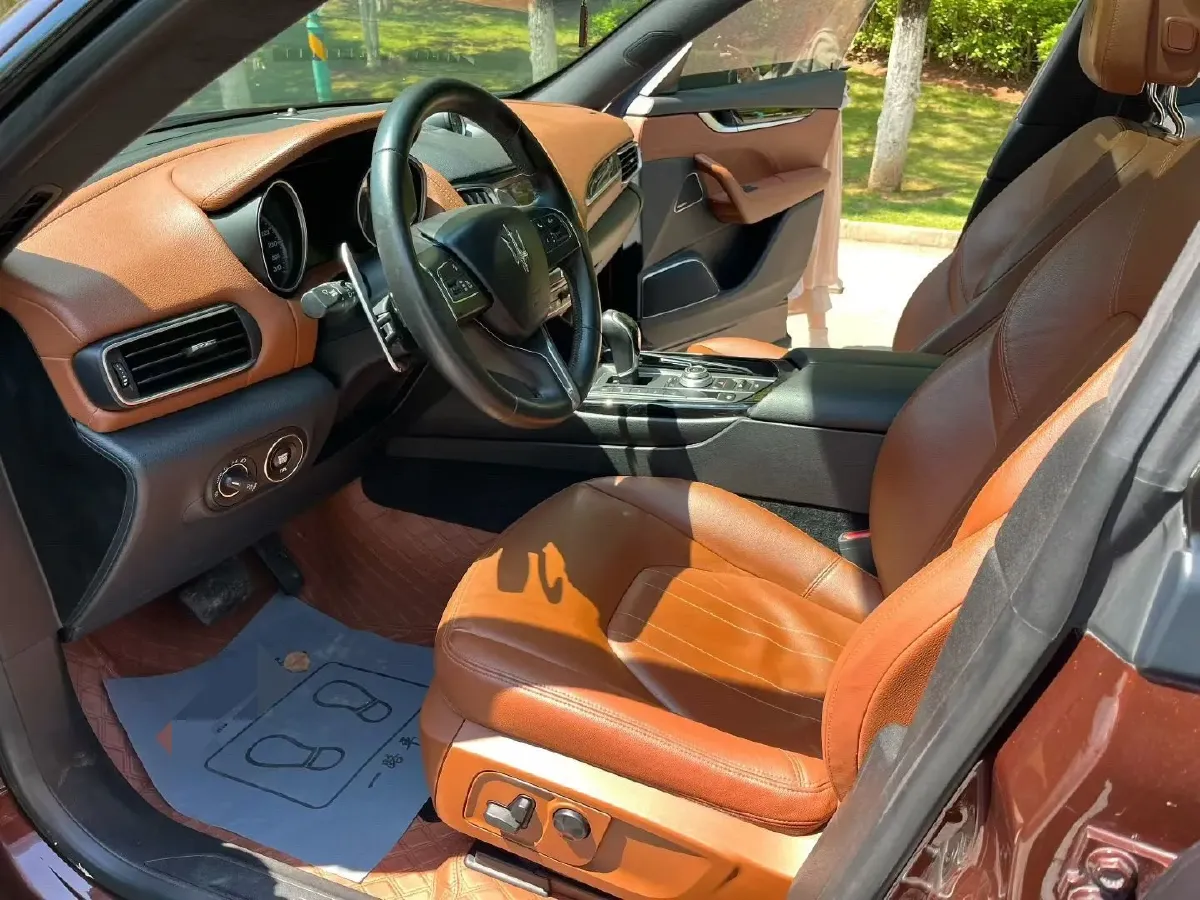 2018 Jaguar XJ 3.0T 340HP V6 8AT,autocango,china used car exporter,china ev exporter,chinese used car exporter,chinese used ev exporter