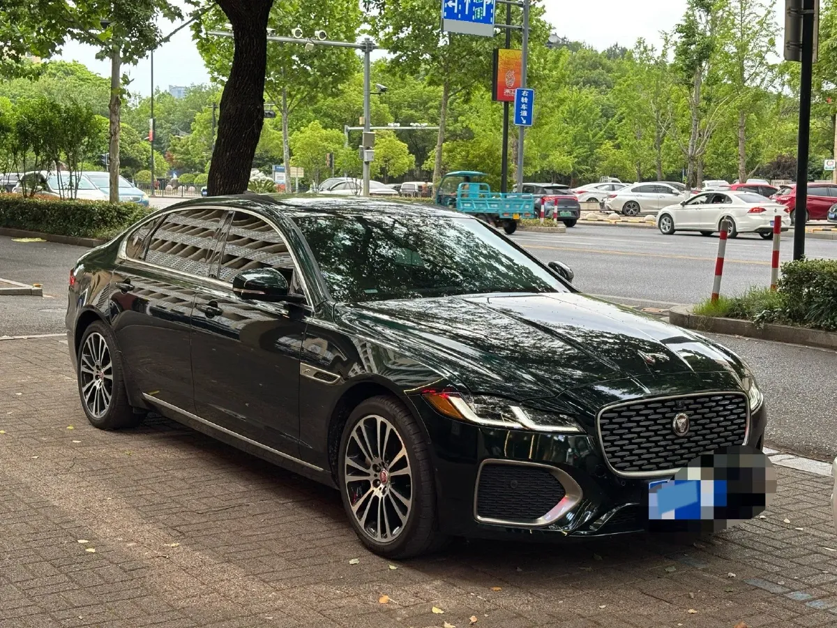 2024 Jaguar XFL 2.0T 250HP L4 8AT,autocango,china used car exporter,china ev exporter,chinese used car exporter,chinese used ev exporter
