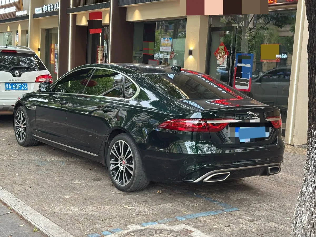 2024 Jaguar XFL 2.0T 250HP L4 8AT,autocango,china used car exporter,china ev exporter,chinese used car exporter,chinese used ev exporter
