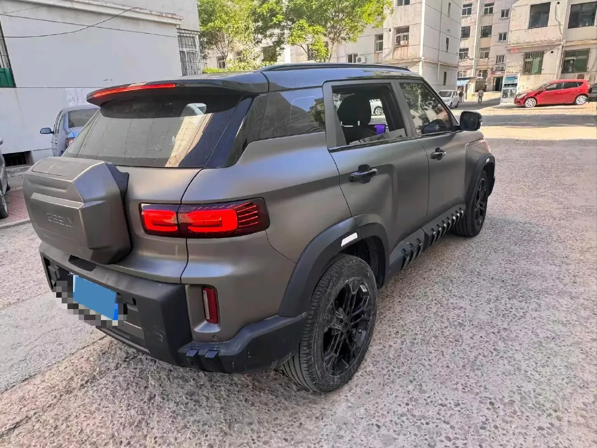 2025 Geely Cowboy 1.5T 181HP L4 7DCT,autocango,china used car exporter,china ev exporter,chinese used car exporter,chinese used ev exporter