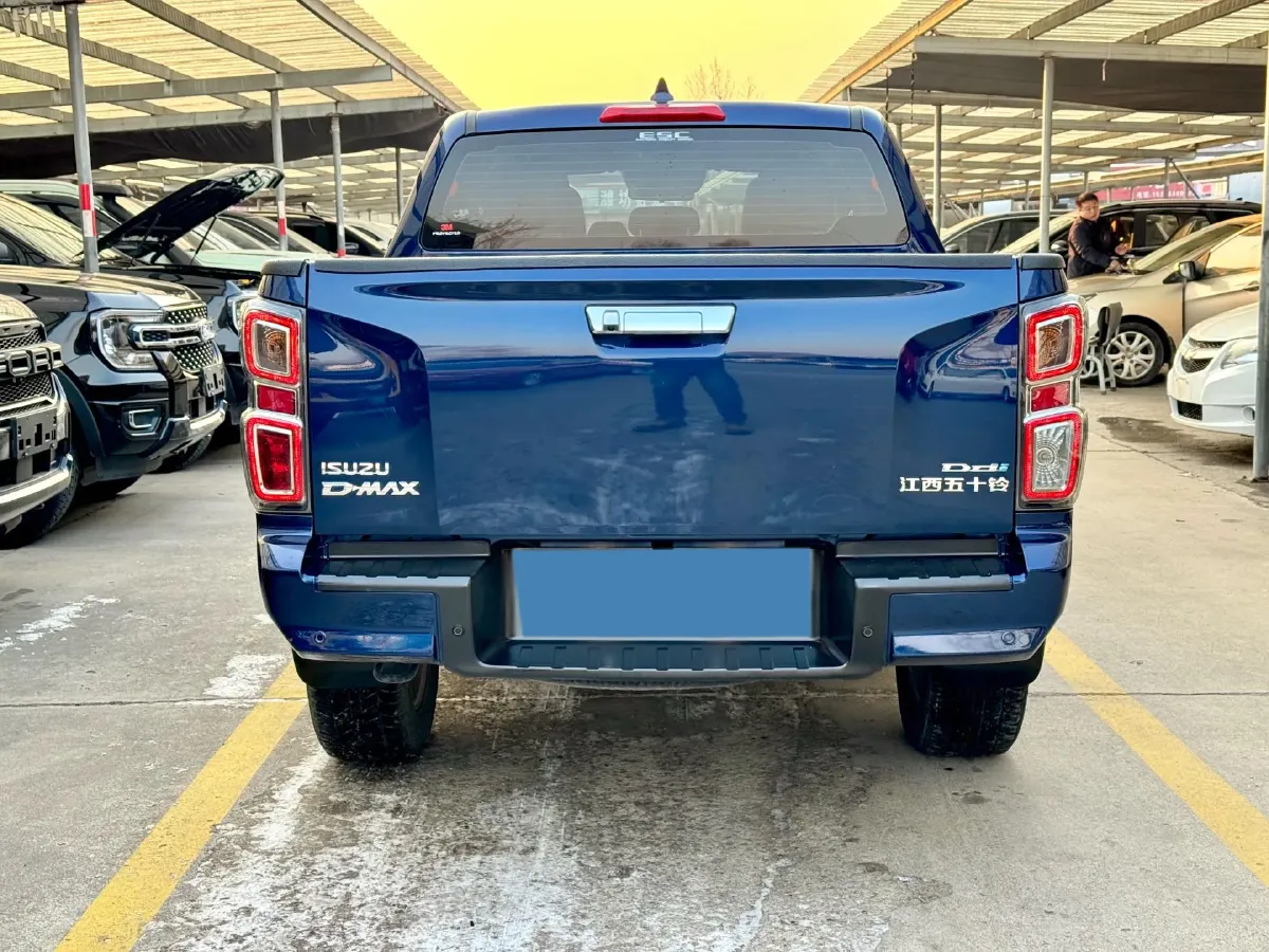 2021 Isuzu D-MAX 1.9T 163HP L4 6AT,autocango,china used car exporter,china ev exporter,chinese used car exporter,chinese used ev exporter