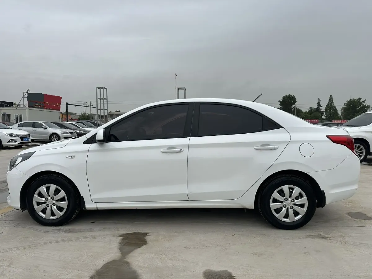 2017 Hyundai Reina 1.4L 95HP L4 5MT,autocango,china used car exporter,china ev exporter,chinese used car exporter,chinese used ev exporter