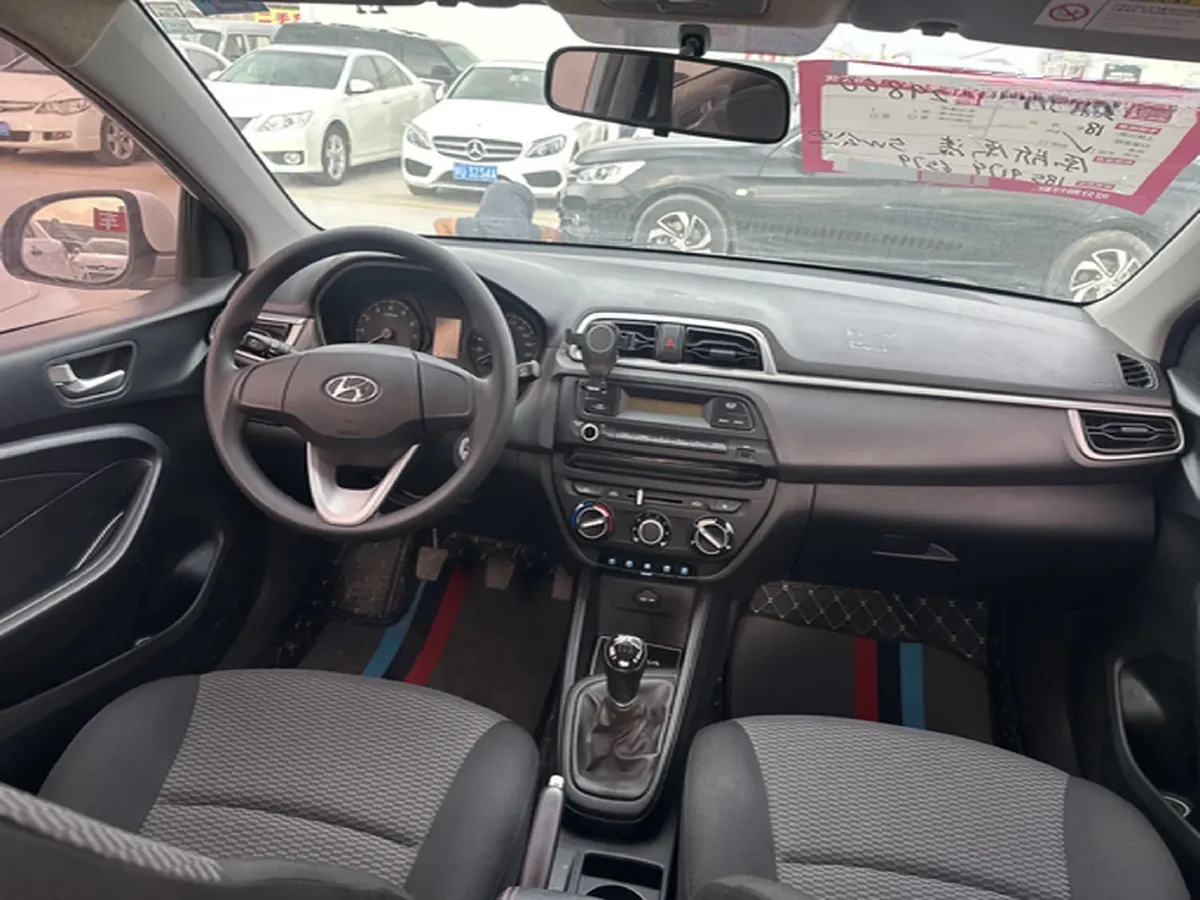 2017 Hyundai Reina 1.4L 95HP L4 5MT,autocango,china used car exporter,china ev exporter,chinese used car exporter,chinese used ev exporter