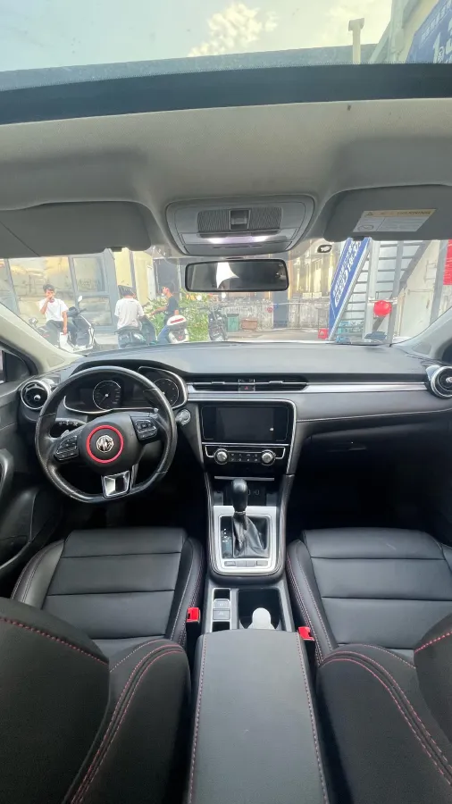 2019 MAXUS D60 1.5T 169HP L4 7DCT,autocango,china used car exporter,china ev exporter,chinese used car exporter,chinese used ev exporter