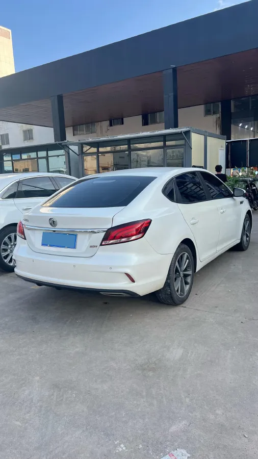 2019 MAXUS D60 1.5T 169HP L4 7DCT,autocango,china used car exporter,china ev exporter,chinese used car exporter,chinese used ev exporter