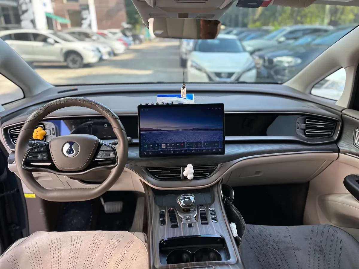 2023 Denza D9 1.5T 139HP L4 E-CVT PHEV 20.39KWH,autocango,china used car exporter,china ev exporter,chinese used car exporter,chinese used ev exporter