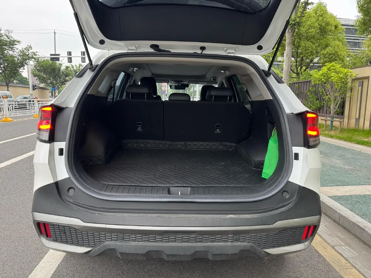 2023 Kia Sportage 2.0T 236HP L4 8AT,autocango,china used car exporter,china ev exporter,chinese used car exporter,chinese used ev exporter