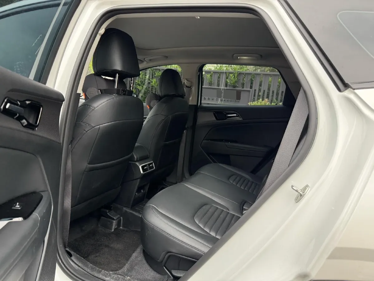 2023 Kia Sportage 2.0T 236HP L4 8AT,autocango,china used car exporter,china ev exporter,chinese used car exporter,chinese used ev exporter