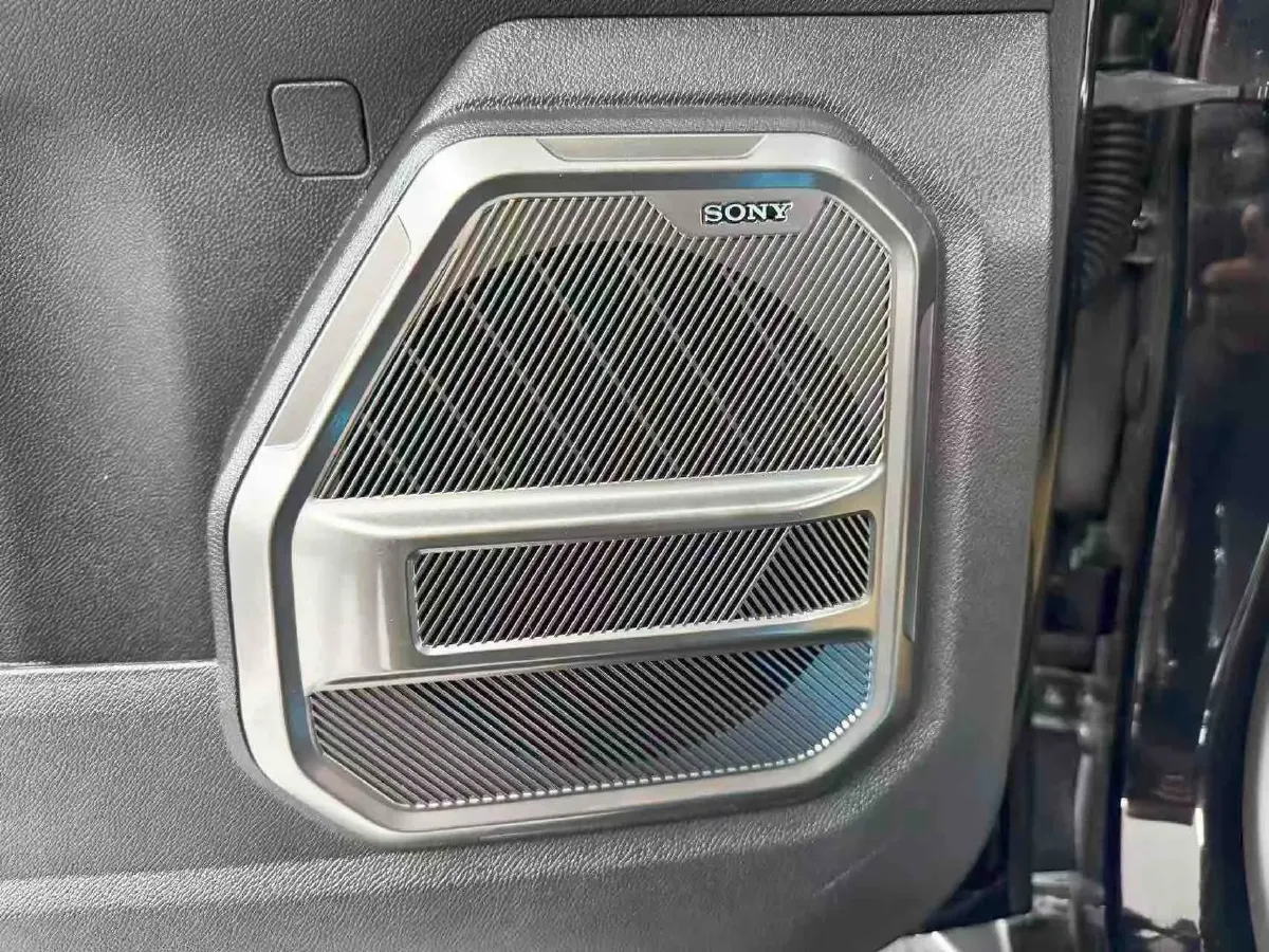 2024 Jetour ShanHai TravellerC-DM 1.5T 156HP L4 3DHT PHEV 43.24KWH,autocango,china used car exporter,china ev exporter,chinese used car exporter,chinese used ev exporter