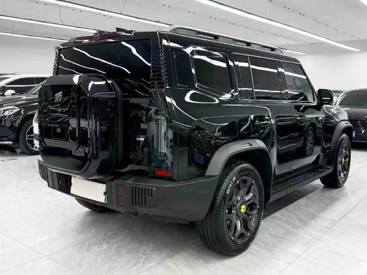 2024 Jetour ShanHai TravellerC-DM 1.5T 156HP L4 3DHT PHEV 43.24KWH,autocango,china used car exporter,china ev exporter,chinese used car exporter,chinese used ev exporter