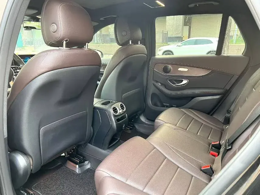 2020 Mercedes-Benz GLC Class 2.0T 197HP L4 9AT,autocango,china used car exporter,china ev exporter,chinese used car exporter,chinese used ev exporter