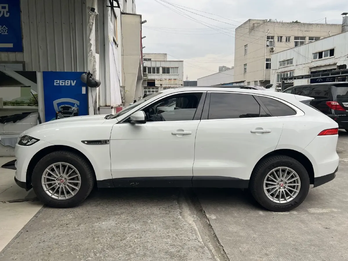 2020 Jaguar F-PACE 2.0T 250HP L4 8AT,autocango,china used car exporter,china ev exporter,chinese used car exporter,chinese used ev exporter