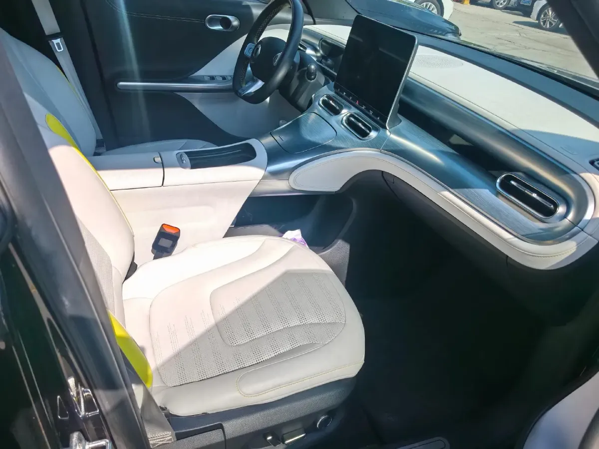2022 Smart smart Elf 1 BEV 66KWH,autocango,china used car exporter,china ev exporter,chinese used car exporter,chinese used ev exporter