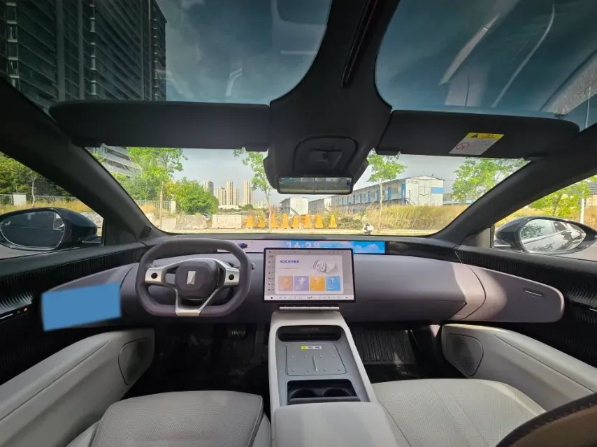 2025 Avatr 12 1.5T 156HP L4 REEV 39.05KWH,autocango,china used car exporter,china ev exporter,chinese used car exporter,chinese used ev exporter