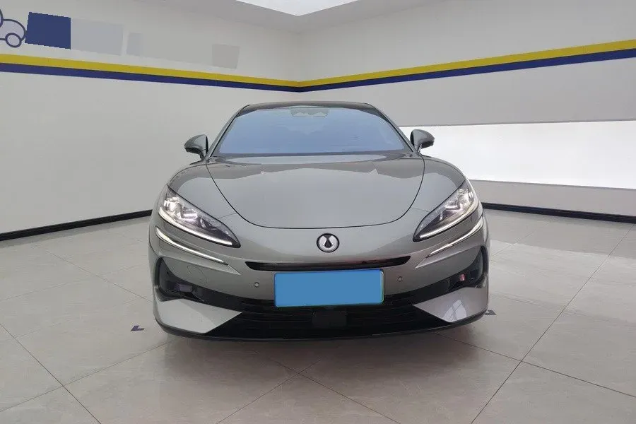 2024 Denza DenzaZ9GT 2.0T 207HP L4 E-CVT PHEV 38.5KWH,autocango,china used car exporter,china ev exporter,chinese used car exporter,chinese used ev exporter