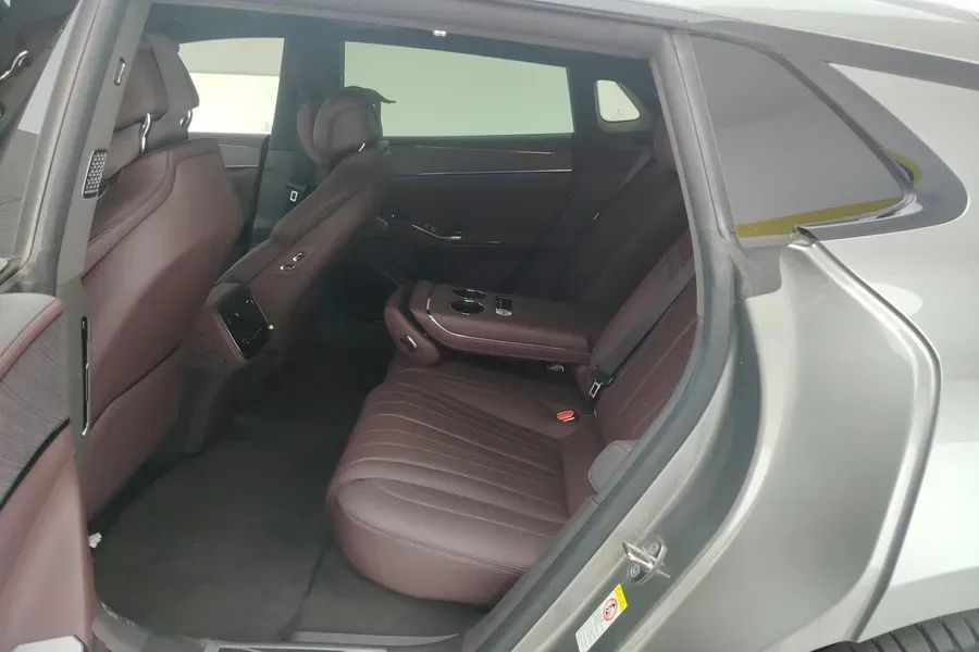 2024 Denza DenzaZ9GT 2.0T 207HP L4 E-CVT PHEV 38.5KWH,autocango,china used car exporter,china ev exporter,chinese used car exporter,chinese used ev exporter