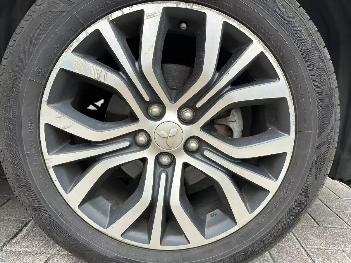2018 Mitsubishi Outlander 2.0L 166HP L4 CVT,autocango,china used car exporter,china ev exporter,chinese used car exporter,chinese used ev exporter