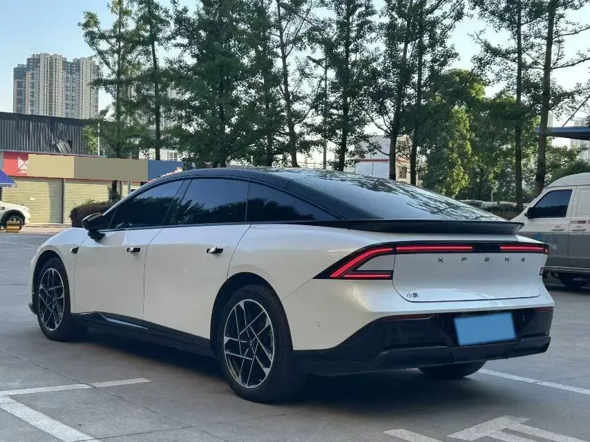 2024 Xpeng P7+ BEV 60.7KWH,autocango,china used car exporter,china ev exporter,chinese used car exporter,chinese used ev exporter
