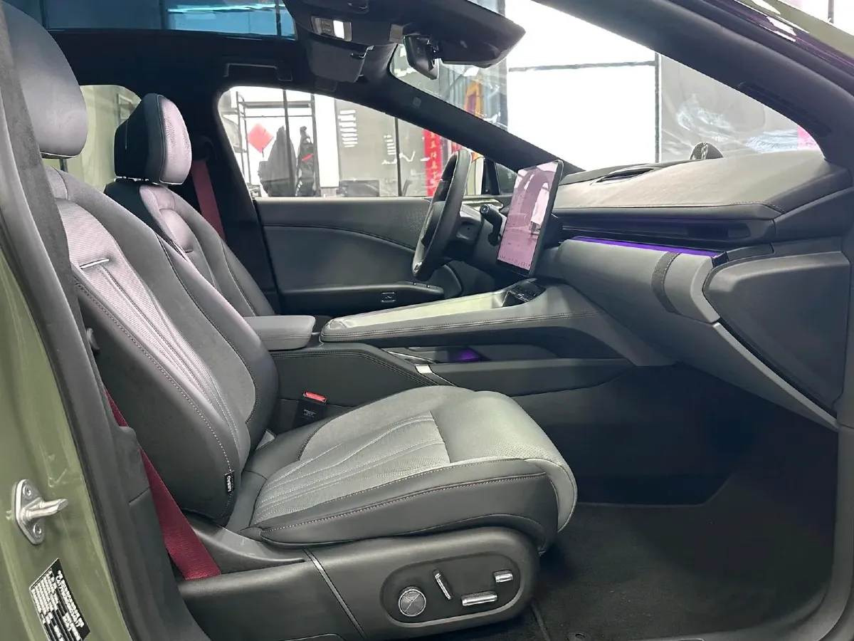 2025 Zeekr 007GT BEV 100.01KWH,autocango,china used car exporter,china ev exporter,chinese used car exporter,chinese used ev exporter