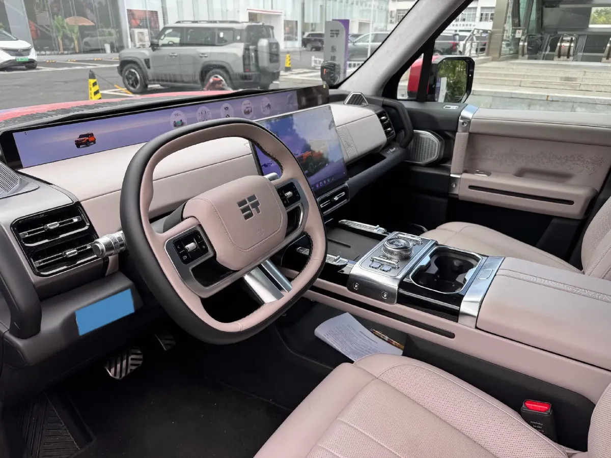 2025 Jetour Zongheng G700 2.0T 211HP L4 2DHT PHEV,autocango,china used car exporter,china ev exporter,chinese used car exporter,chinese used ev exporter