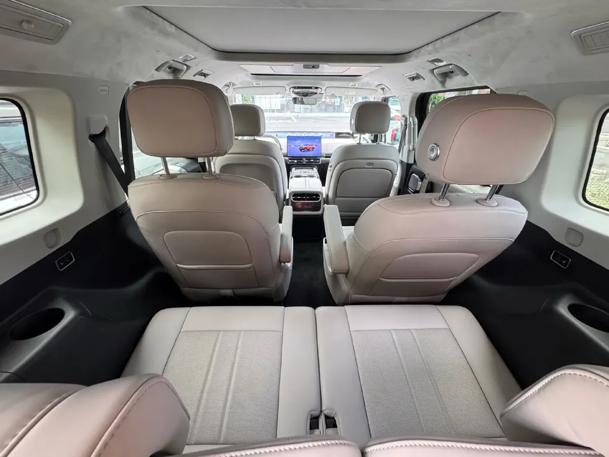 2025 Jetour Zongheng G700 2.0T 211HP L4 2DHT PHEV,autocango,china used car exporter,china ev exporter,chinese used car exporter,chinese used ev exporter