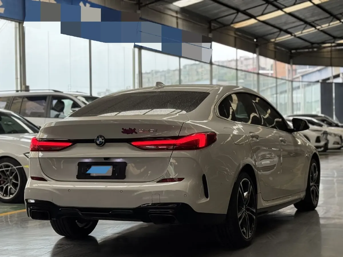 2021 BMW 2 Series 2.0T 192HP L4 7DCT,autocango,china used car exporter,china ev exporter,chinese used car exporter,chinese used ev exporter