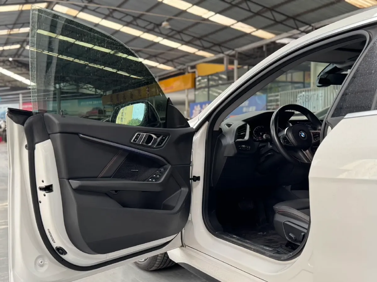2021 BMW 2 Series 2.0T 192HP L4 7DCT,autocango,china used car exporter,china ev exporter,chinese used car exporter,chinese used ev exporter