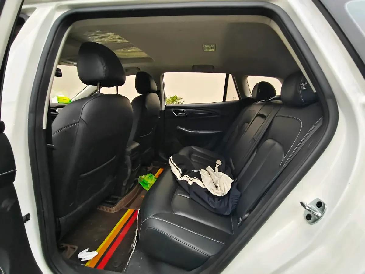 2018 Roewe Ei5 BEV 35KWH,autocango,china used car exporter,china ev exporter,chinese used car exporter,chinese used ev exporter