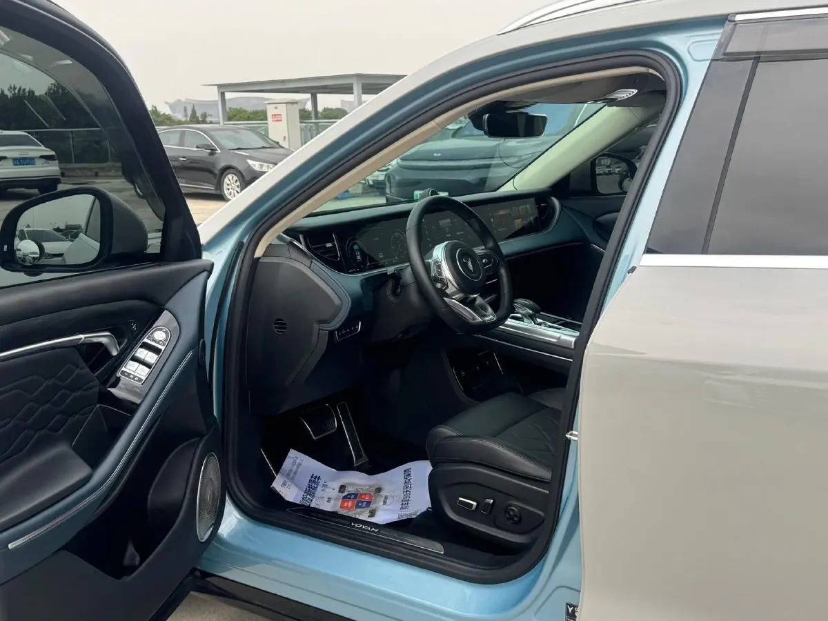 2021 Voyah FREE Range Extended 109HP REEV 33KWH,autocango,china used car exporter,china ev exporter,chinese used car exporter,chinese used ev exporter