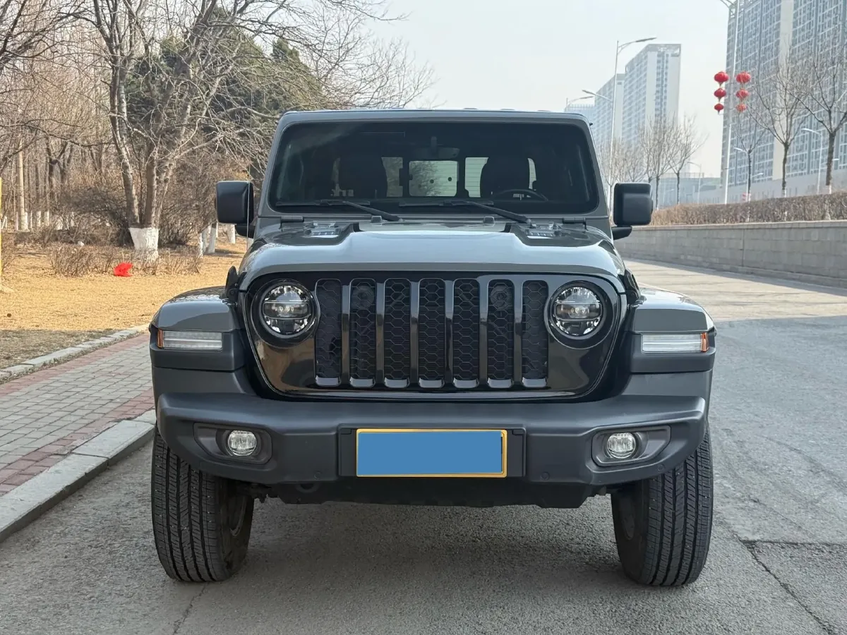 2022 Jeep Gladiator 3.6L 284HP V6 8AT,autocango,china used car exporter,china ev exporter,chinese used car exporter,chinese used ev exporter