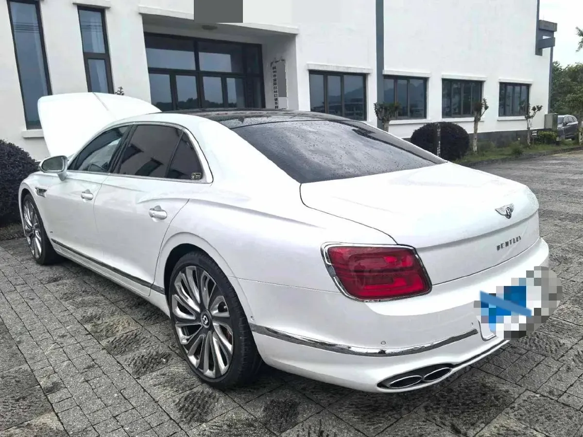 2022 Bentley Flying Spur 4.0T 550HP V8 8DCT,autocango,china used car exporter,china ev exporter,chinese used car exporter,chinese used ev exporter
