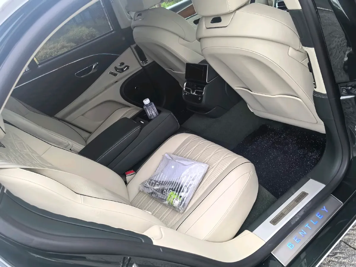 2022 Bentley Flying Spur 4.0T 550HP V8 8DCT,autocango,china used car exporter,china ev exporter,chinese used car exporter,chinese used ev exporter