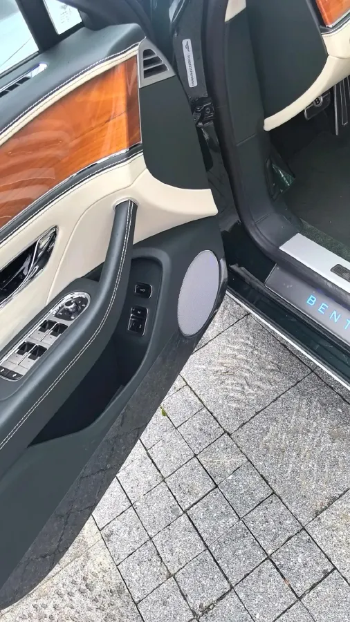 2022 Bentley Flying Spur 4.0T 550HP V8 8DCT,autocango,china used car exporter,china ev exporter,chinese used car exporter,chinese used ev exporter