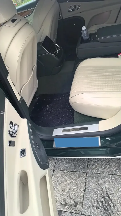 2022 Bentley Flying Spur 4.0T 550HP V8 8DCT,autocango,china used car exporter,china ev exporter,chinese used car exporter,chinese used ev exporter
