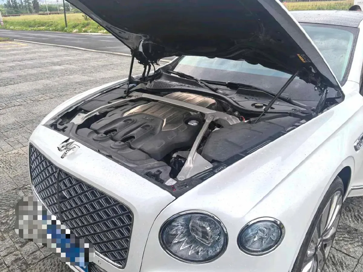 2022 Bentley Flying Spur 4.0T 550HP V8 8DCT,autocango,china used car exporter,china ev exporter,chinese used car exporter,chinese used ev exporter