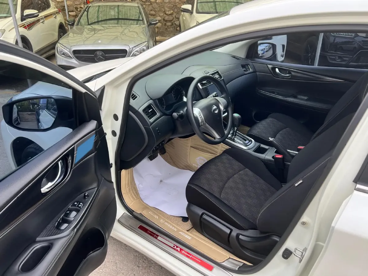 2021 Nissan Tiida 1.6L 122HP L4 CVT,autocango,china used car exporter,china ev exporter,chinese used car exporter,chinese used ev exporter