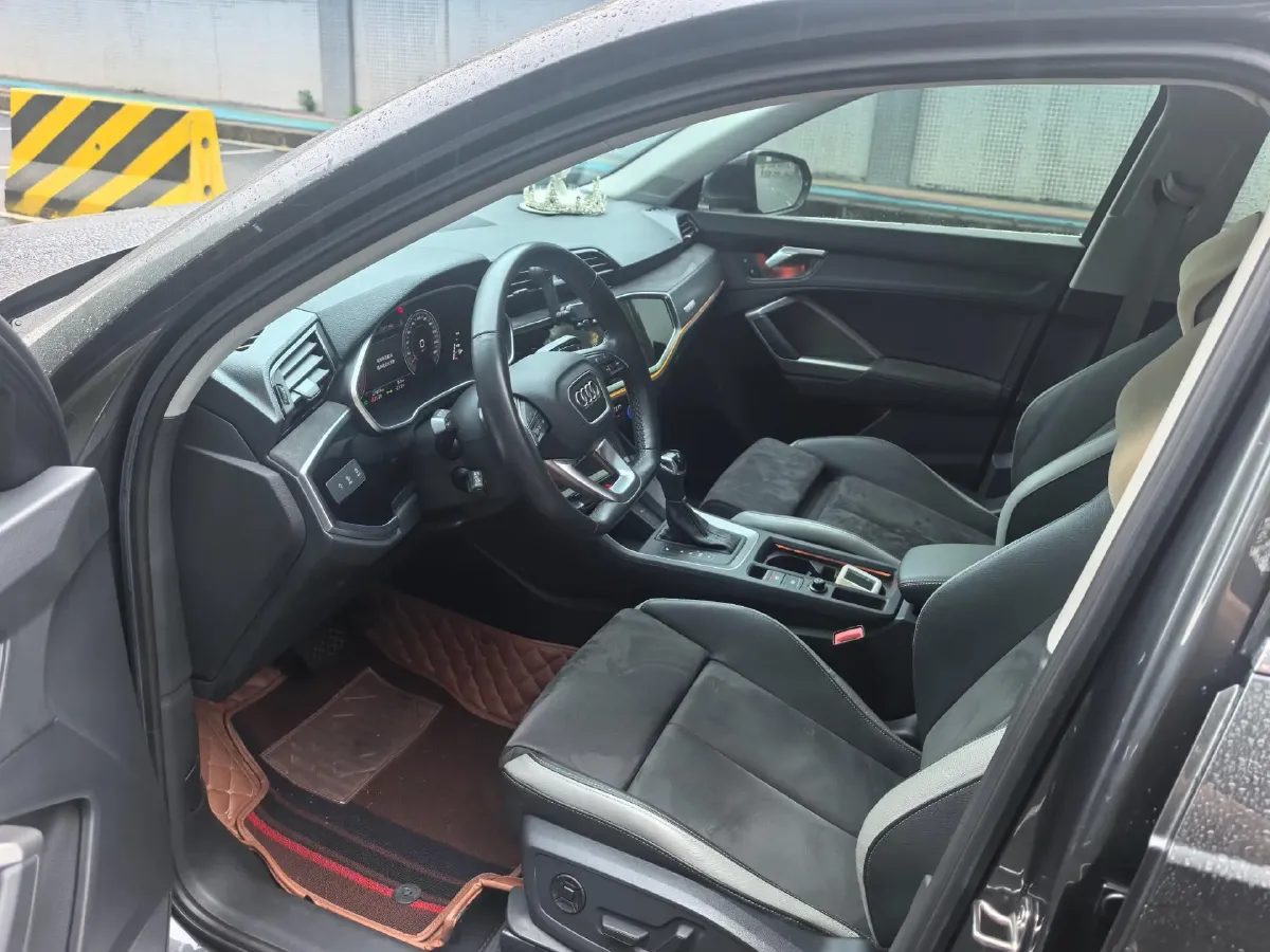 2023 Audi Q3 1.4T 150HP L4 7DCT,autocango,china used car exporter,china ev exporter,chinese used car exporter,chinese used ev exporter