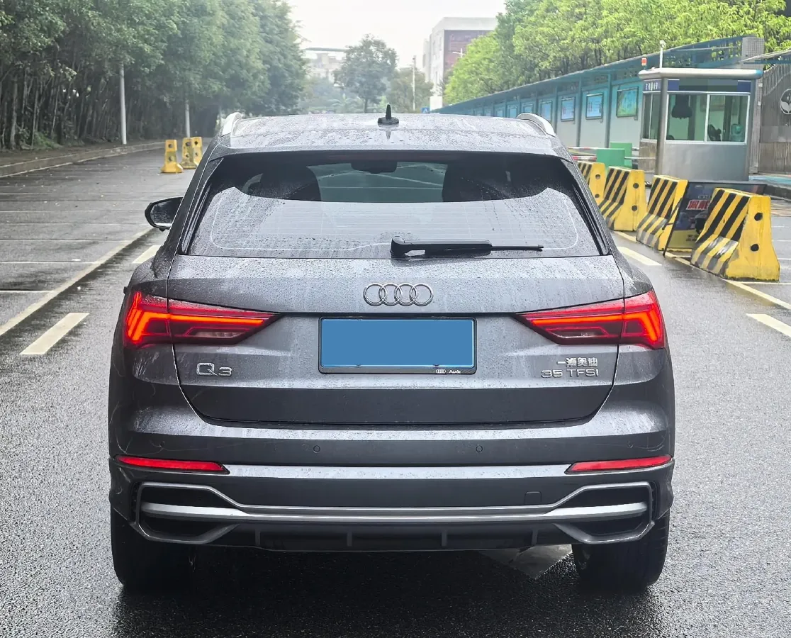 2023 Audi Q3 1.4T 150HP L4 7DCT,autocango,china used car exporter,china ev exporter,chinese used car exporter,chinese used ev exporter