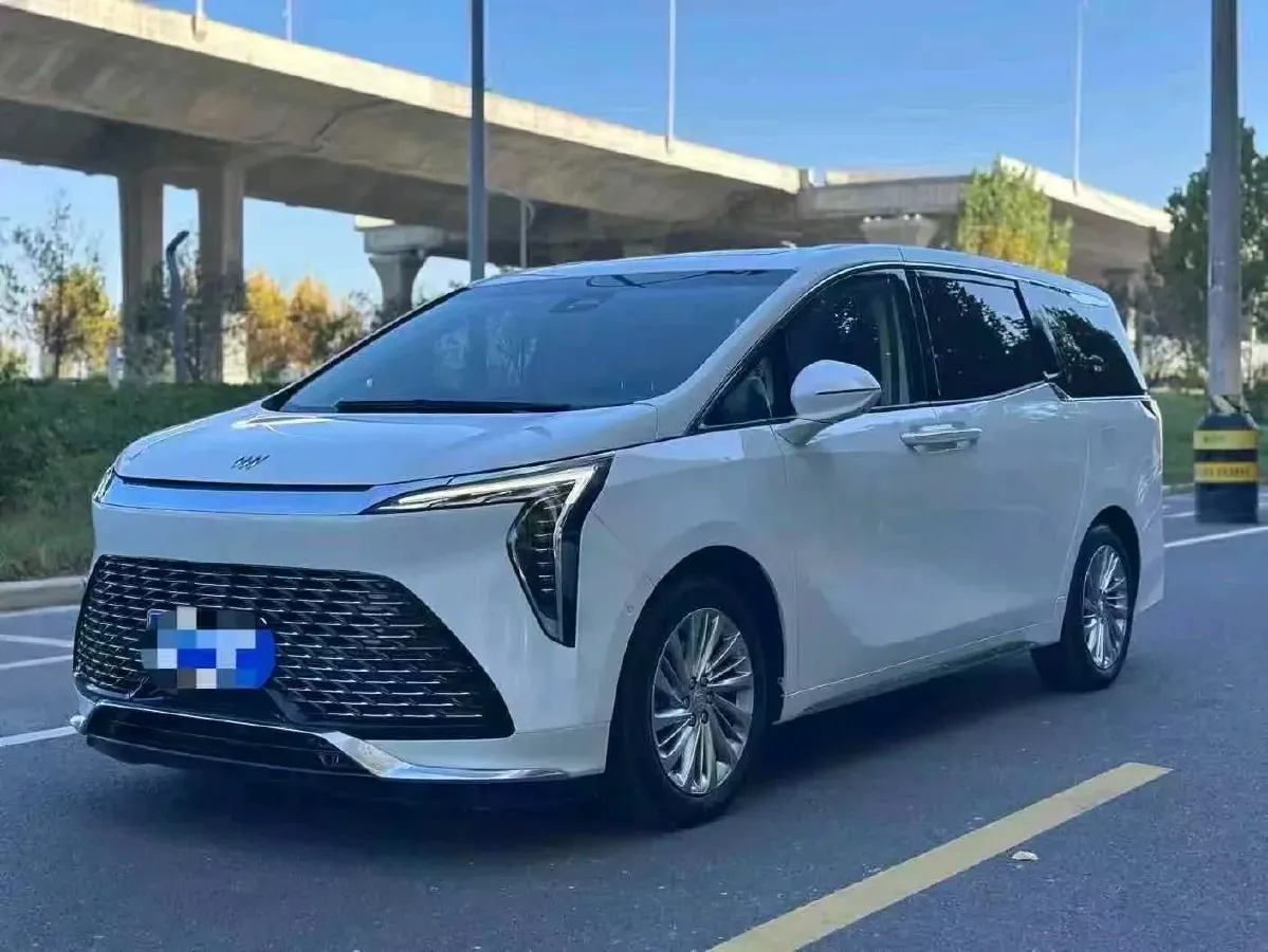 2023 Buick Century 2.0T 237HP L4 9AT,autocango,china used car exporter,china ev exporter,chinese used car exporter,chinese used ev exporter