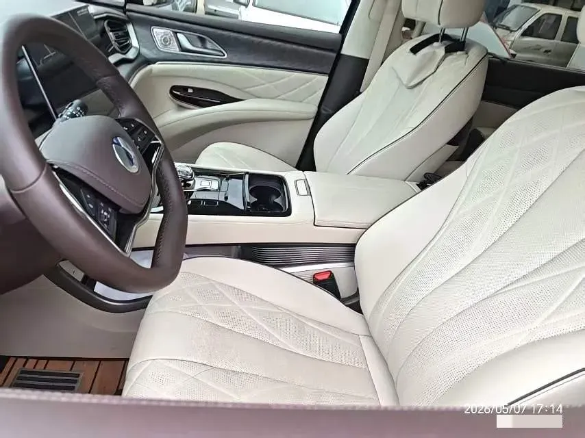 2024 Denza D9 1.5T 139HP L4 E-CVT PHEV 40KWH,autocango,china used car exporter,china ev exporter,chinese used car exporter,chinese used ev exporter