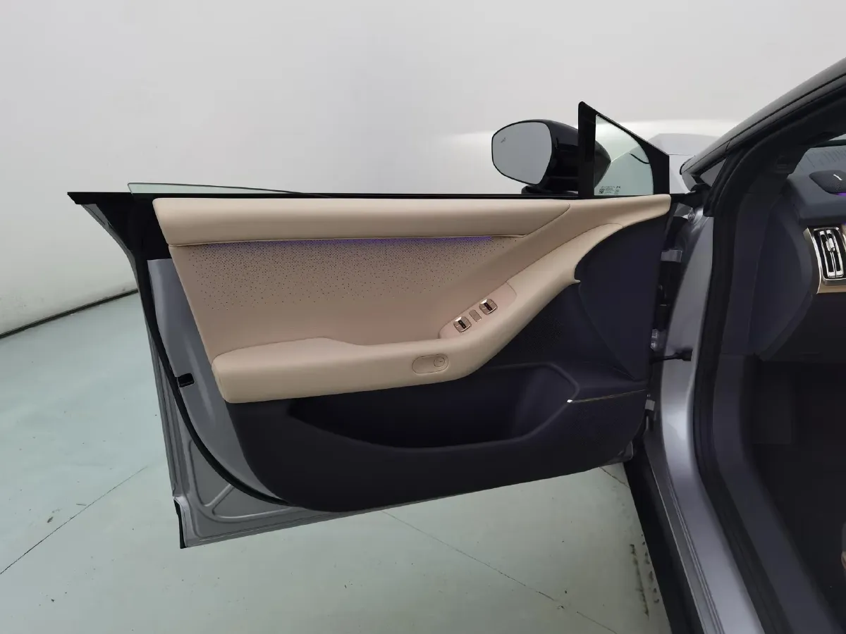 2024 Xpeng P7+ BEV 60.7KWH,autocango,china used car exporter,china ev exporter,chinese used car exporter,chinese used ev exporter