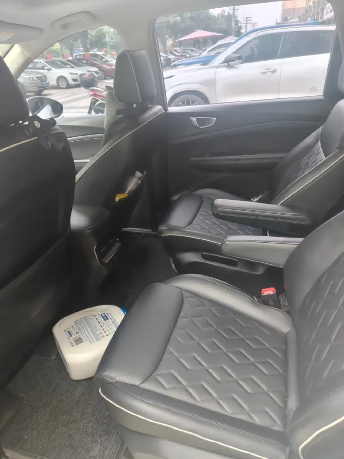 2022 Venucia T60 1.6L 126HP L4 CVT,autocango,china used car exporter,china ev exporter,chinese used car exporter,chinese used ev exporter