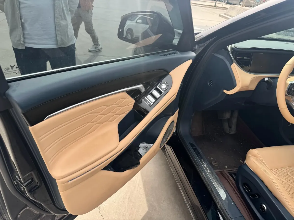 2024 Voyah FREE 1.5T 150HP L4 REEV 39.2KWH,autocango,china used car exporter,china ev exporter,chinese used car exporter,chinese used ev exporter