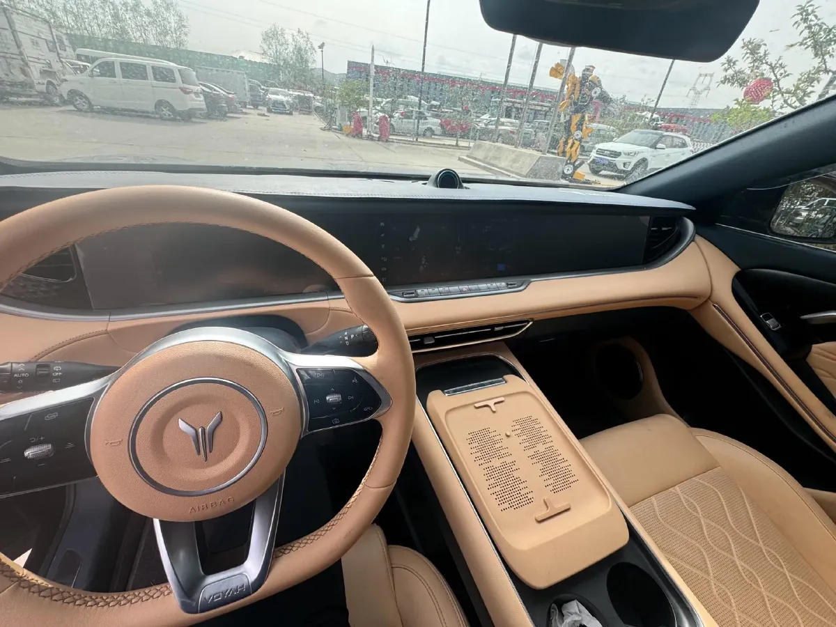 2024 Voyah FREE 1.5T 150HP L4 REEV 39.2KWH,autocango,china used car exporter,china ev exporter,chinese used car exporter,chinese used ev exporter