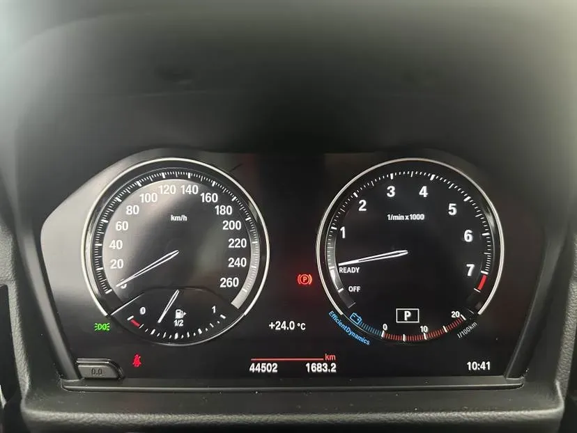 2021 BMW 1 Series 2.0T 192HP L4 7DCT,autocango,china used car exporter,china ev exporter,chinese used car exporter,chinese used ev exporter