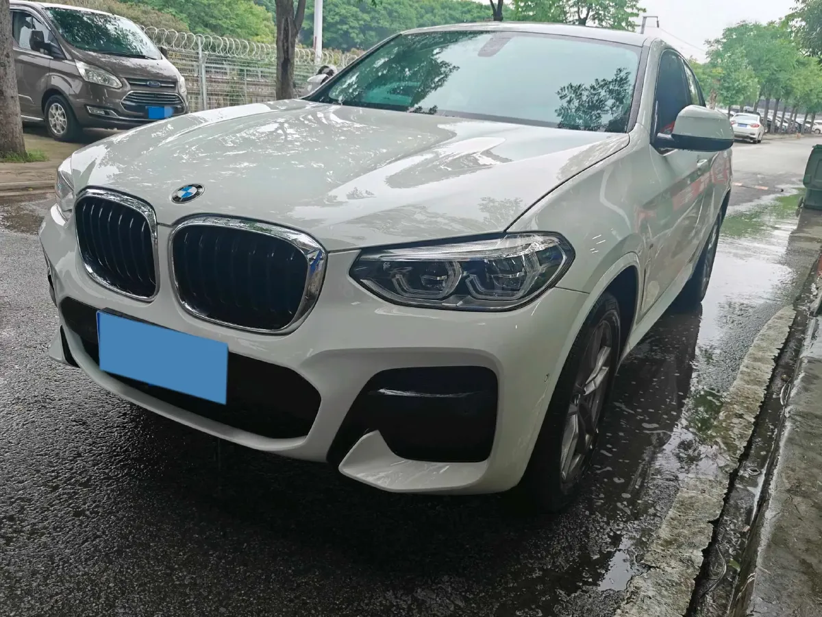 2021 BMW X4 2.0T 184HP L4 8AT,autocango,china used car exporter,china ev exporter,chinese used car exporter,chinese used ev exporter