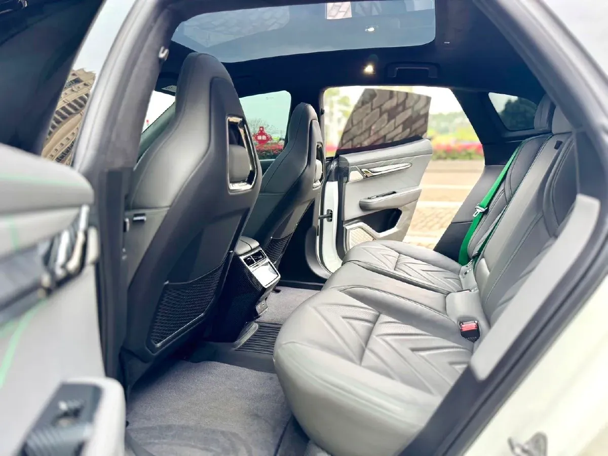 2022 Zeekr 001 BEV 100KWH,autocango,china used car exporter,china ev exporter,chinese used car exporter,chinese used ev exporter