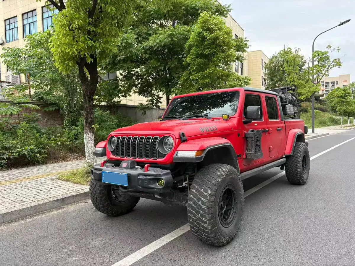 2022 Jeep Gladiator 3.6L 284HP V6 8AT,autocango,china used car exporter,china ev exporter,chinese used car exporter,chinese used ev exporter
