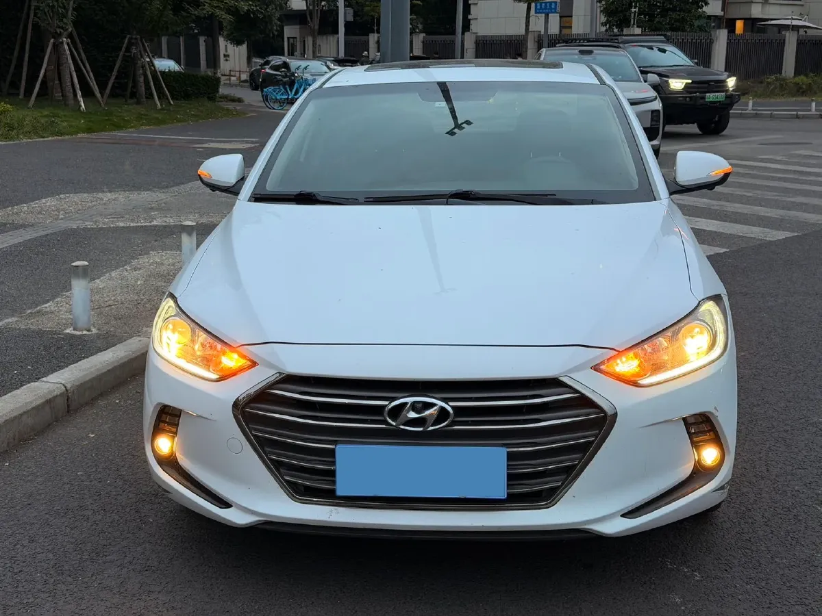2018 Hyundai Elantra 1.6L 130HP L4 6AT,autocango,china used car exporter,china ev exporter,chinese used car exporter,chinese used ev exporter