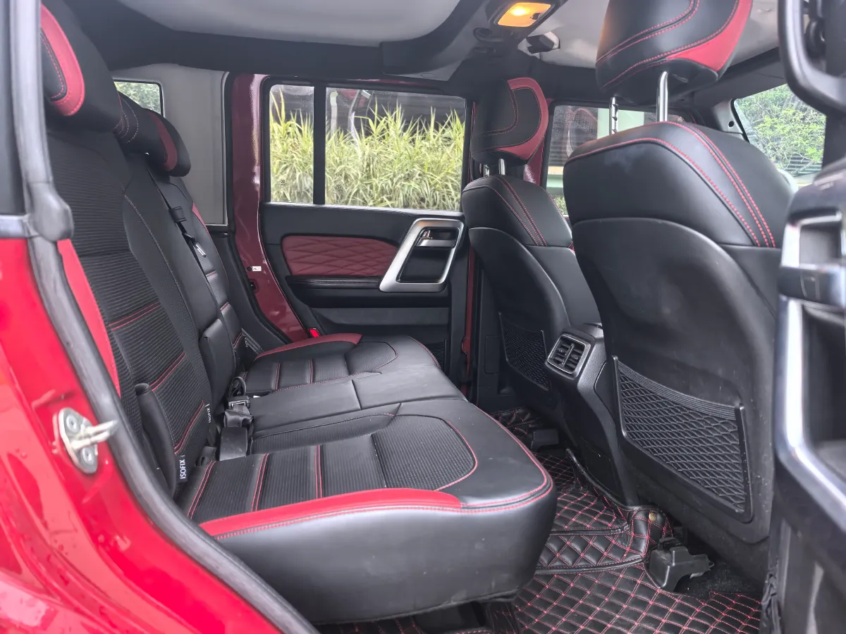 2018 Beijing BJ40 2.3T 250HP L4 6AT,autocango,china used car exporter,china ev exporter,chinese used car exporter,chinese used ev exporter